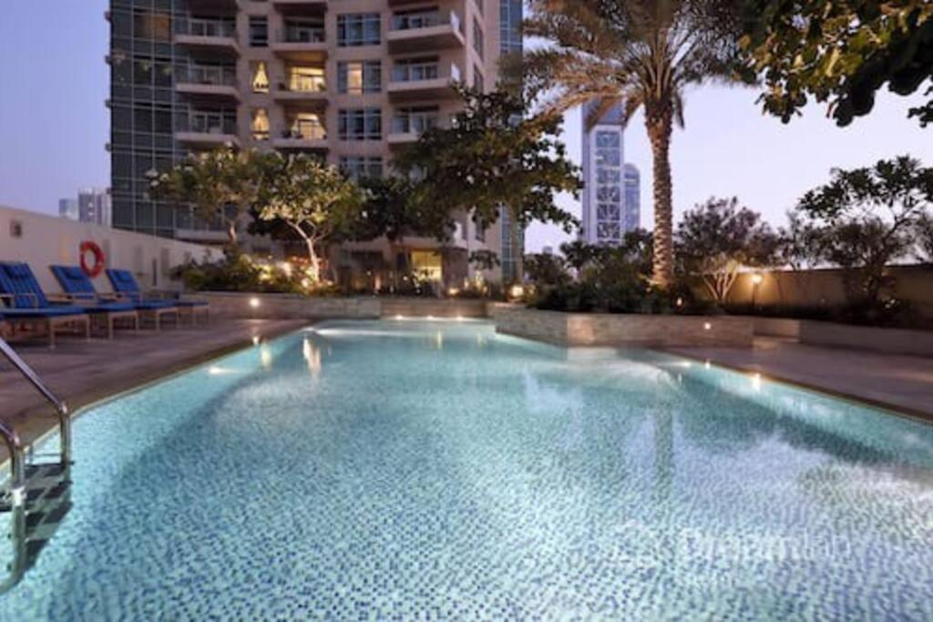 Apartment Beautiful And Cozy 2 Bedroom In The Heart Of Downtown *